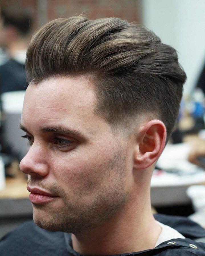 16 Peinados Pompadour más impresionantes para hombres