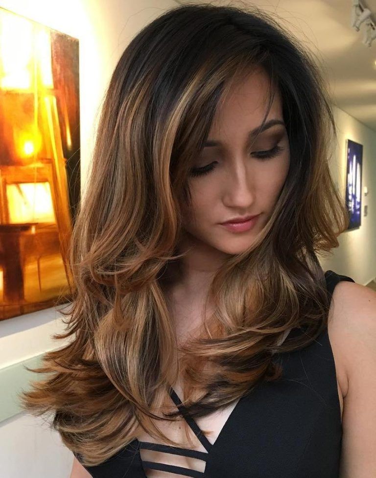 15 Peinados largos para cabello grueso para lucir atractiva