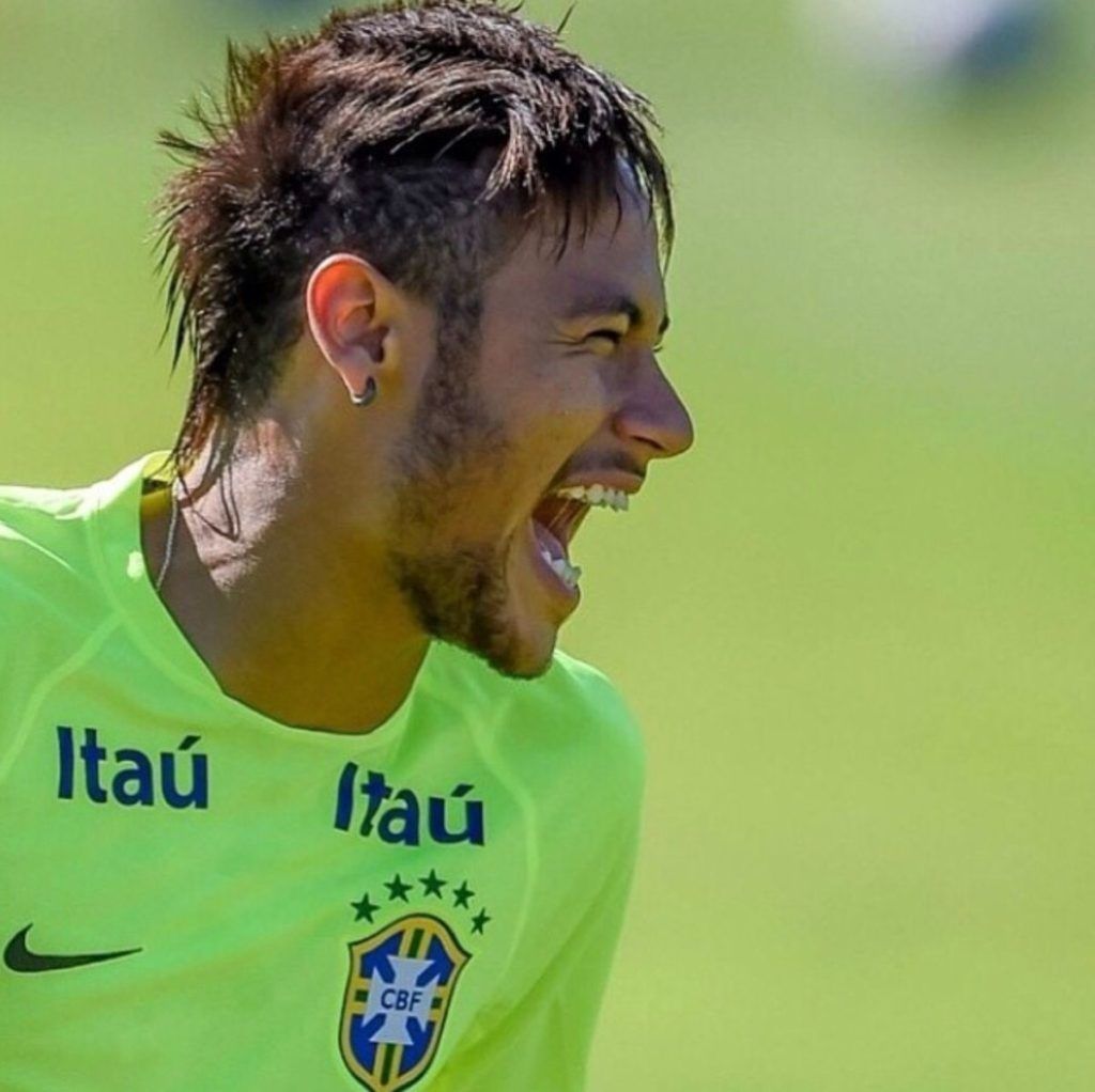 22 Cortes de pelo y peinados más populares de Neymar en 2024