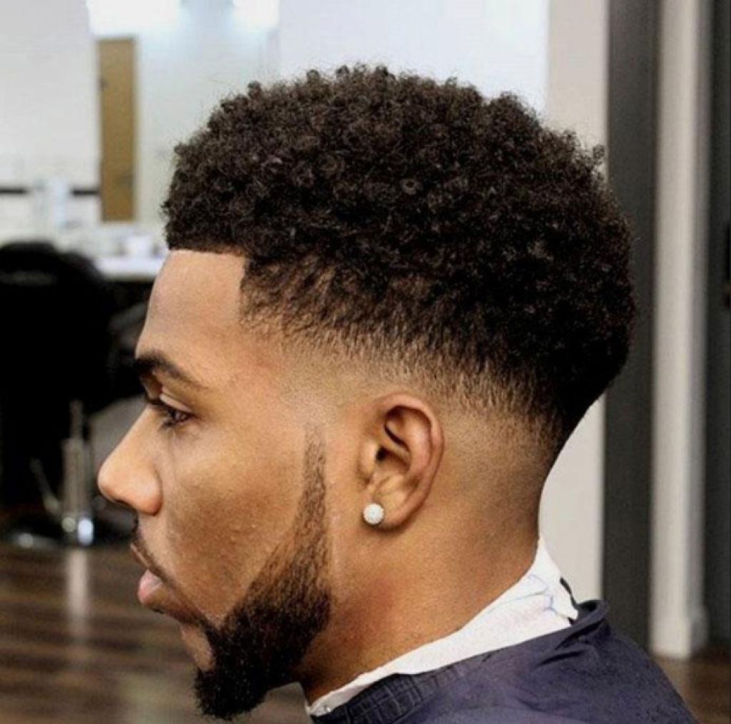 25 Cortes de Pelo Degradado para Hombres para Lucir Increíble