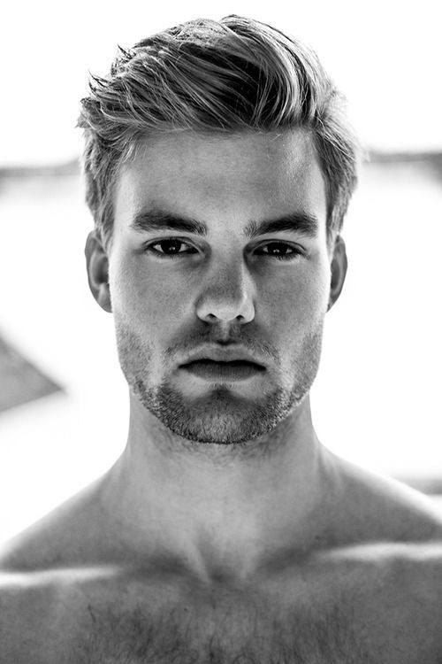 16 Cortes de pelo para hombres con pelo espeso para lucir guapo