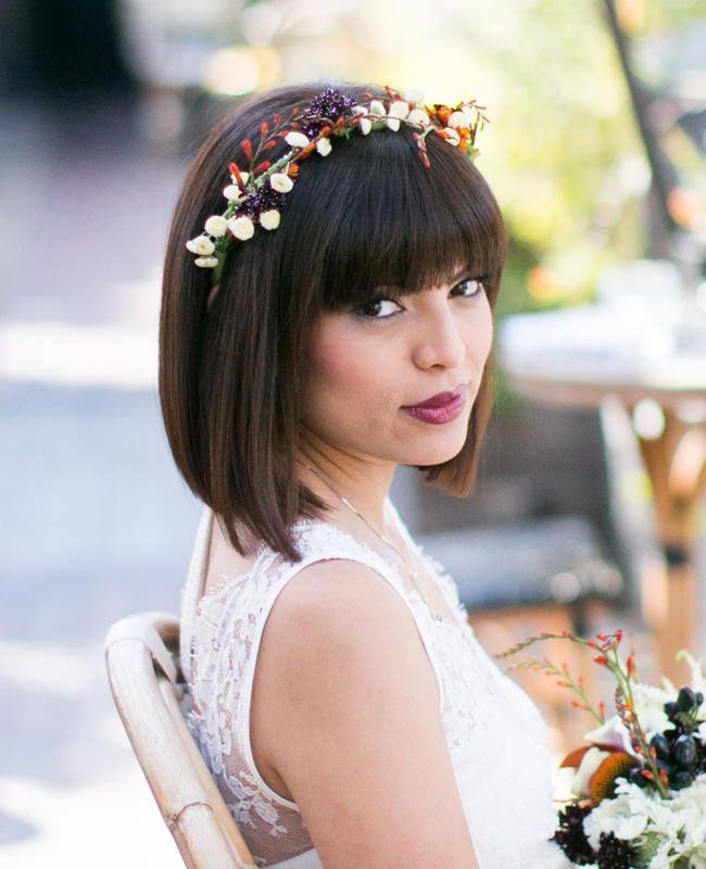 30 Peinados de Boda Elegantes y Graciosos con Flores