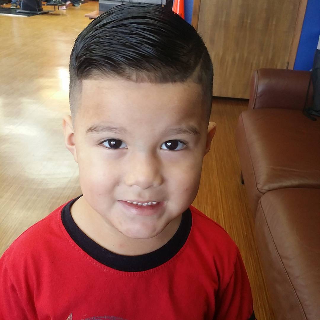 25 Cortes de Pelo Lindos para Niños para un Aspecto Encantador