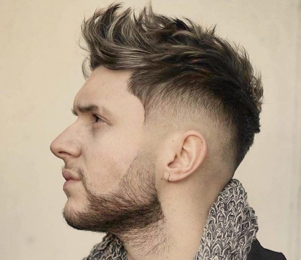 21 Impresionantes Peinados Fohawk para Hombres en Esta Temporada