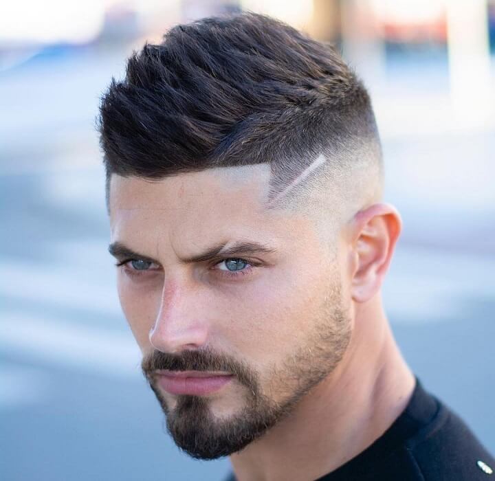 21 Impresionantes Peinados Fohawk para Hombres en Esta Temporada