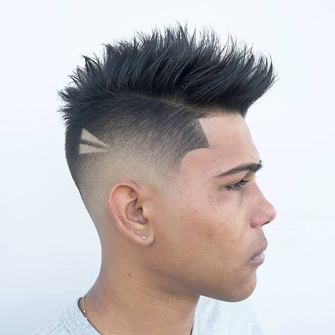 21 Impresionantes Peinados Fohawk para Hombres en Esta Temporada