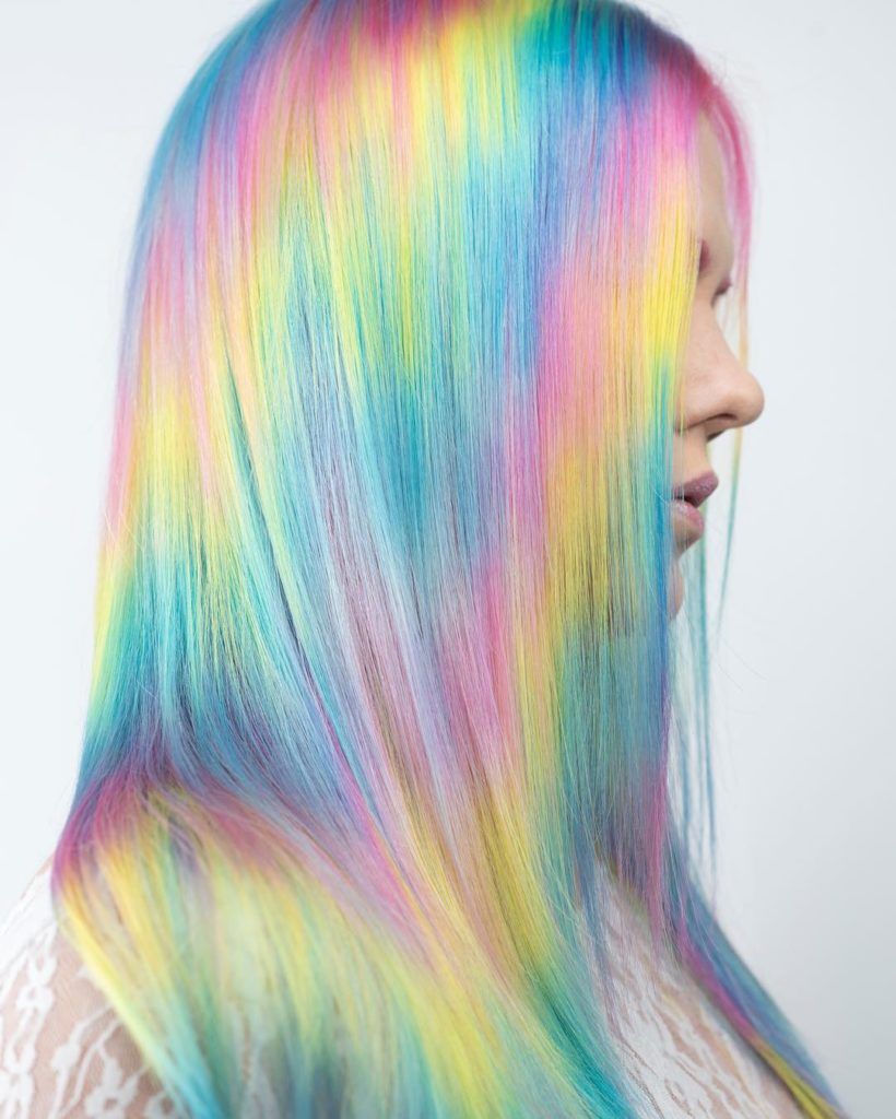 ¿Qué es el color holográfico en el cabello y cómo conseguirlo?