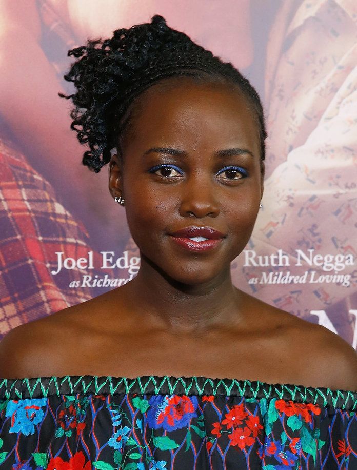 Peinado de Lupita Nyong'o - 20 Variaciones de Absoluta Coolesa