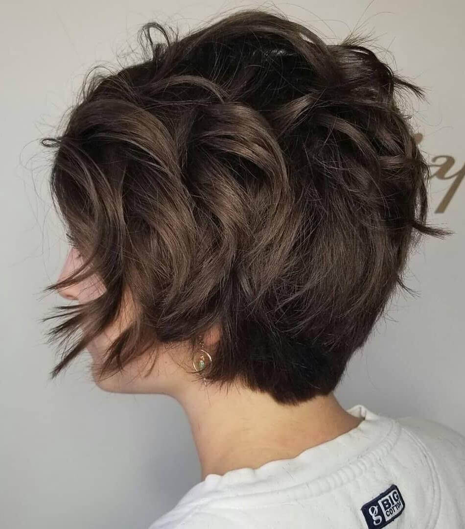 35 Cortes de pelo corto impresionantes y actuales para cabello rizado