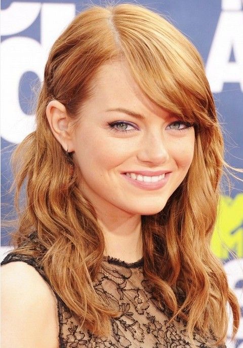 30 Peinados glamorosos de Emma Stone para inspirarte