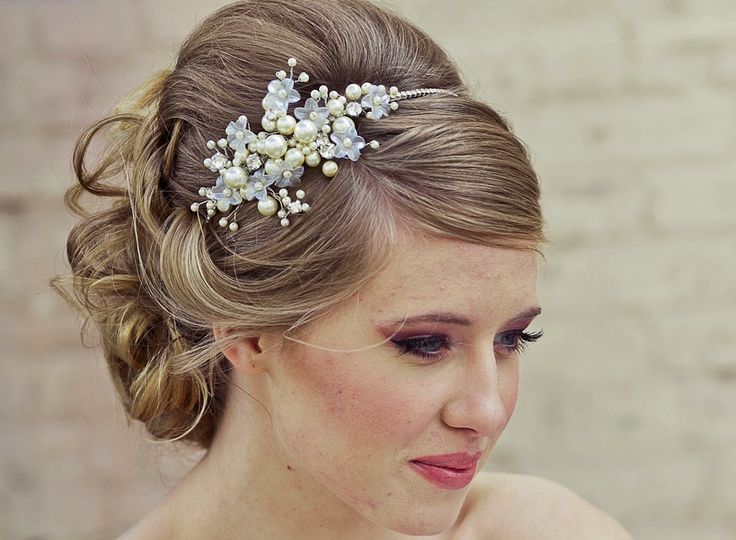 25 Peinados de boda con diadema más geniales