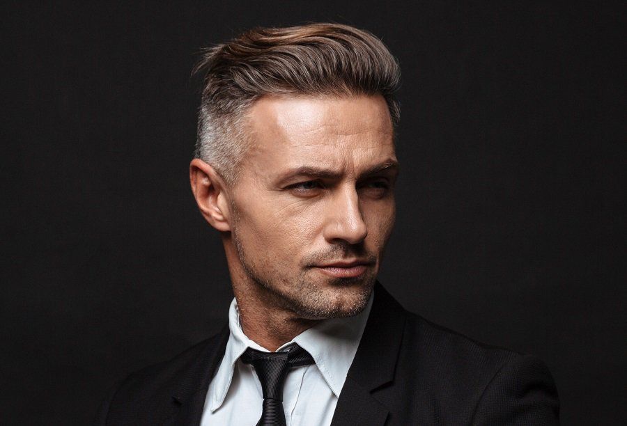 35 Peinados para Hombres Mayores de 40 para un Look Elegante