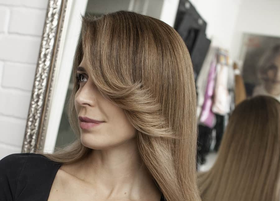 47 Cortes de pelo más glamorosos con flequillo lateral